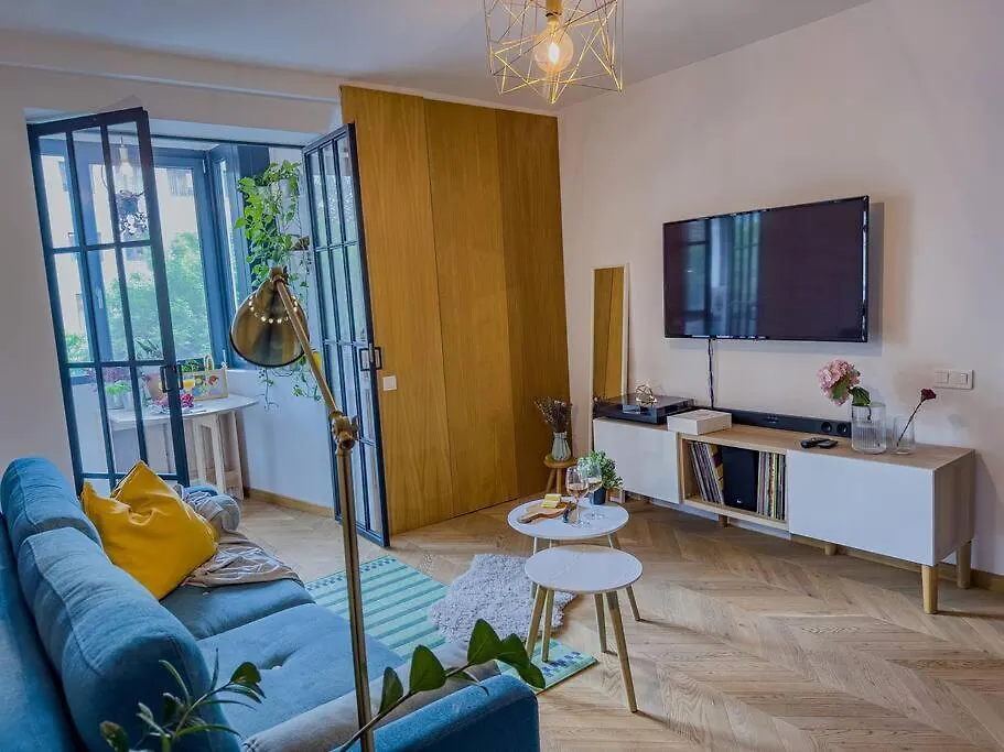 Chic 1Br Apartment - Amzei Square Bukarest