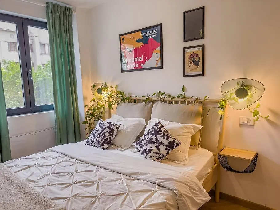 Chic 1Br Apartment - Amzei Square Bukarest Rumänien