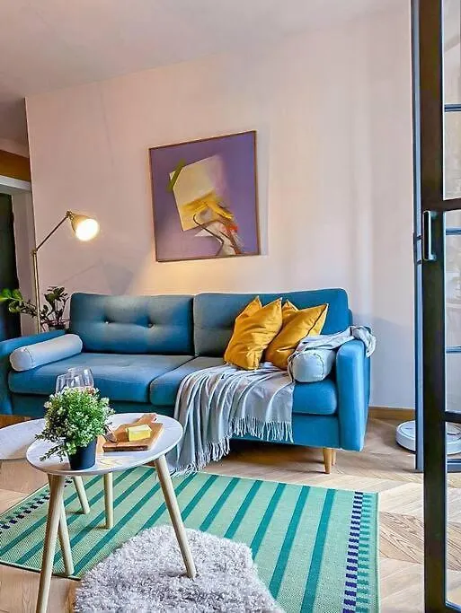 Chic 1Br Apartment - Amzei Square Bukarest